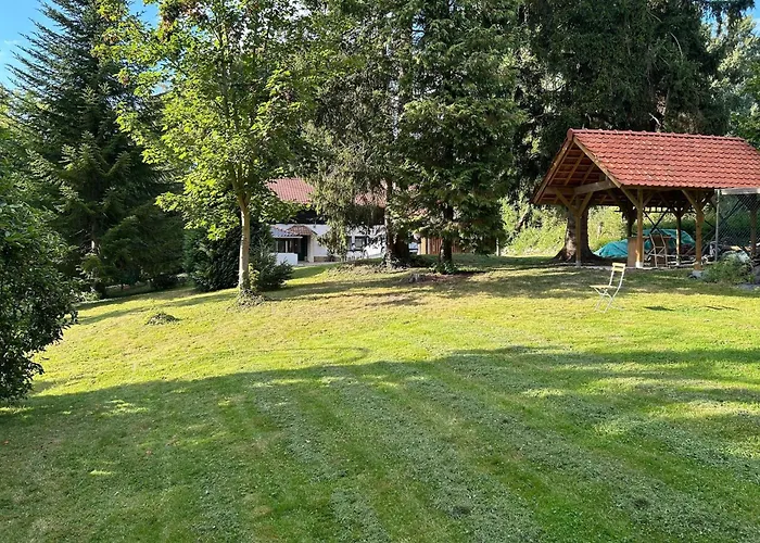 In Ruisseau De Vaux Tatil Evi